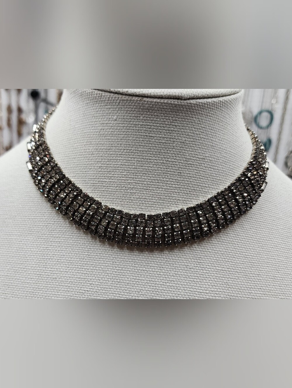 Vintage Weiss Clear Rhinestone Necklace 15" Silver Tone